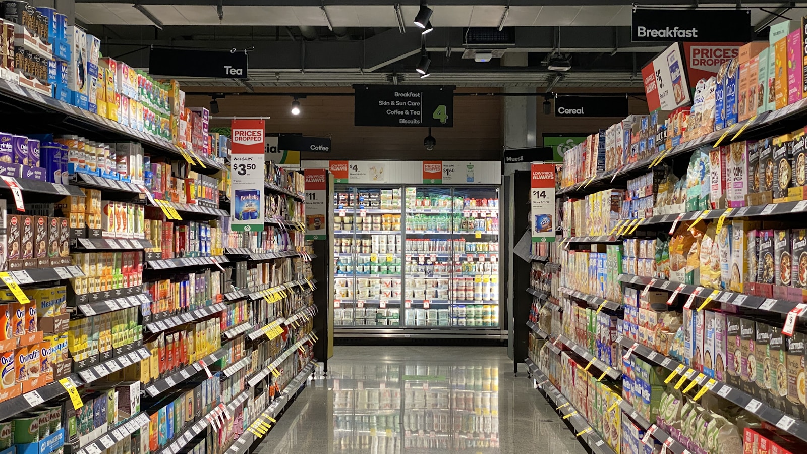 A shopping scene where comparing prices relies on number sense